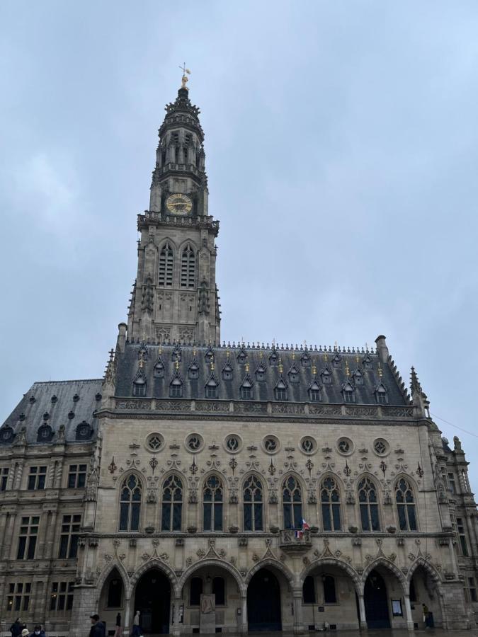 Superbe Appartement En Centre Ville D'Arras Exterior foto